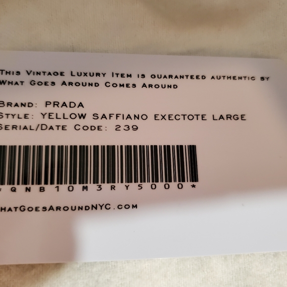 Genuine Prada Purse. If you want more pics, ask - Picture 2 of 8